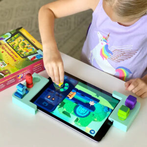 Tacto Coding Help kids THINK code with